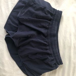 SOLD lululemon nottt hot short II 2.5” navy blue